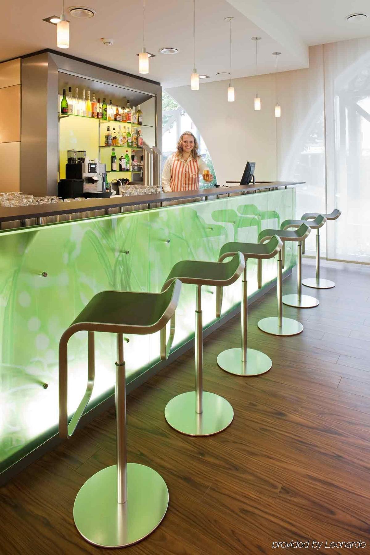 B&B Hotel Bochum Hbf-Sued Extérieur photo